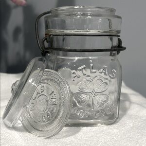 Vintage  Atlas "Good Luck" mason canning jar